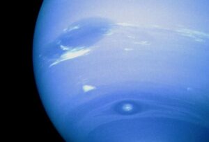 The Physical Characteristics of Neptune la Planète