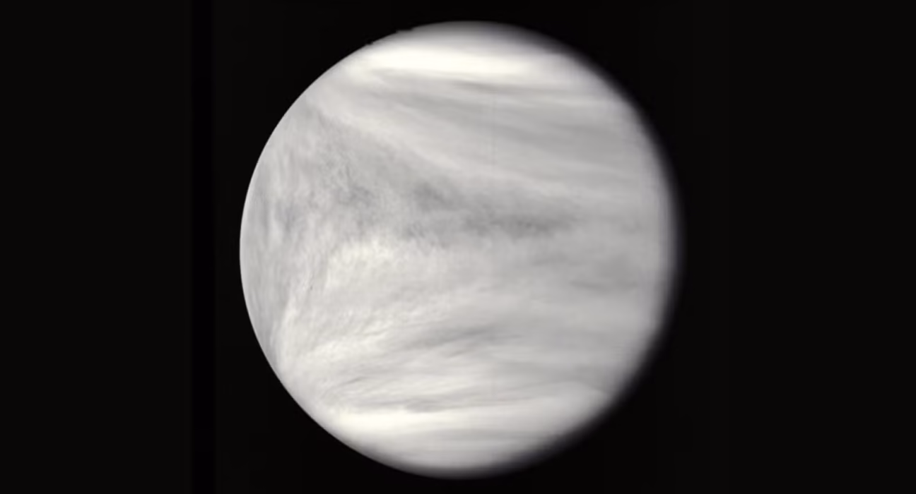 What Is the Color of the Planet Venus? 7 Shocking Facts!