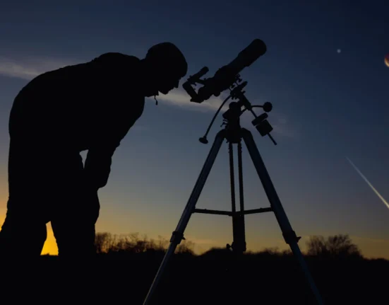 7 Easy Steps on How to Use a Telescope for Beginners: Ultimate Guide!